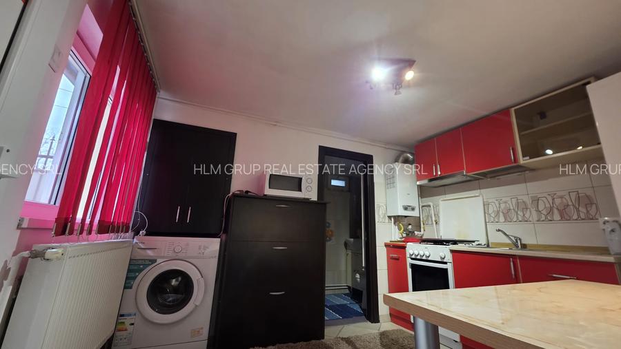 Garsoniera de inchiriat, la curte - 4