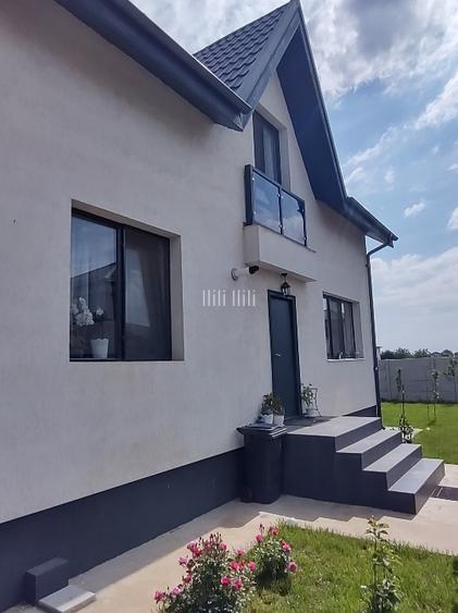 Vând casă Dragomirești Deal  - 12