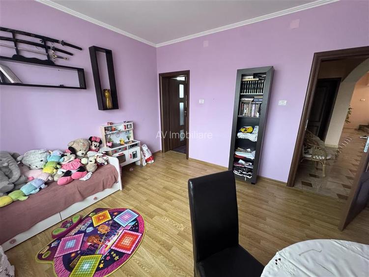 VANZARE VILA INDIVIDUALA MOBILATA UTILATA - Ciorogârla | AFACERE AZIL -GRAD - 24