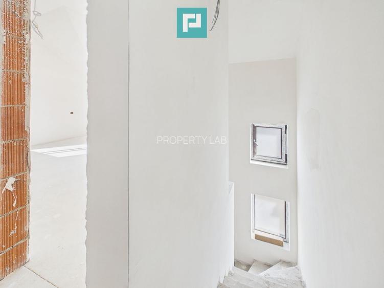 Duplex luminos 101 mp utili, teren 350mp în Covaci - 24