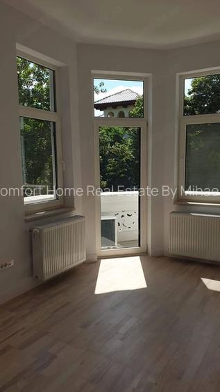 Dorobanți Inchiriez spațiu birouri vila 260 mp Etaj Mansarda Demisol modernizate - 2