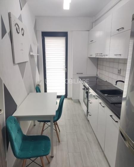 Apartament 2 camere decomandat - loc de parcare  -mobilat si utilat - 4