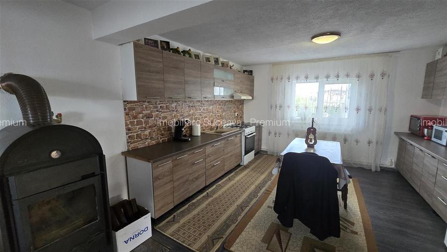 Casa si Spatiu Comercial Luncusoara Suceava De Vanzare - 10