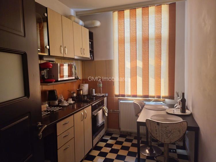 DE INCHIRIAT Apartament 3 camere - Calea Victoriei - 2