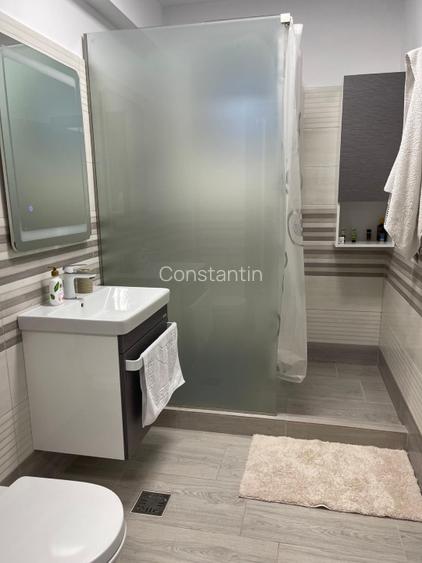 Închiriez apartament  - 10