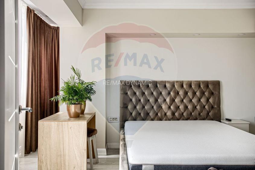Apartament spectaculos de vanzare: 4 camere, 2 băi, zona Vlaicu - 12