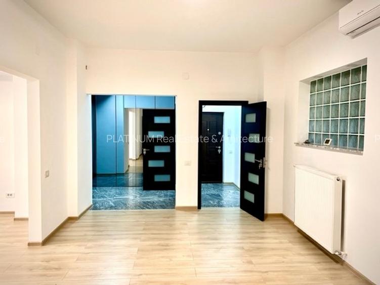 Inchiriere apartament 4 camere Piata Romana - 2