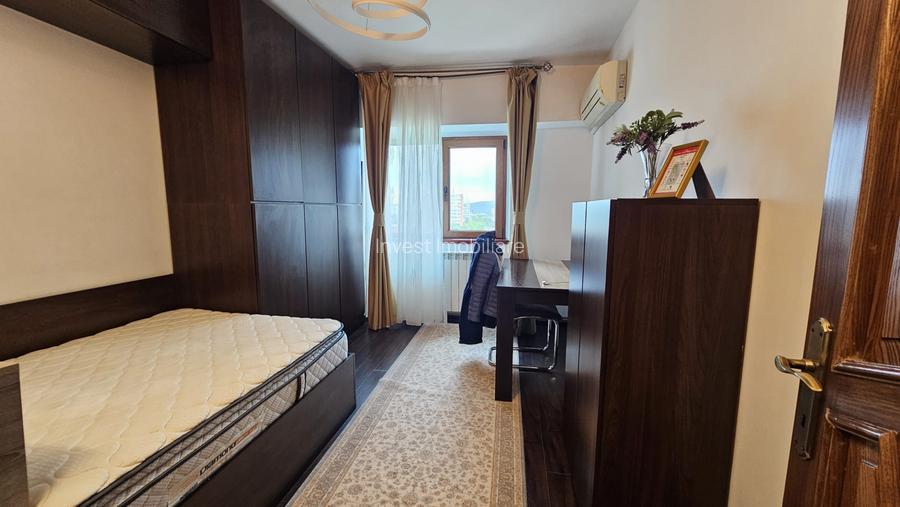 Apartament 3 camere decomandat-80 mp-Podu Ros-bloc 1994 - 6