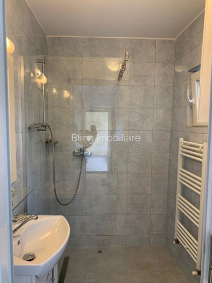 Apartament 2 camere 65 mp, curte,  Zona centrala - 7