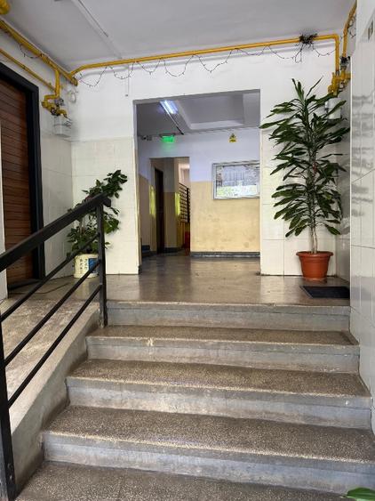PROPRIETAR vând apartament 4 camere Crângași Ceahlaul 17