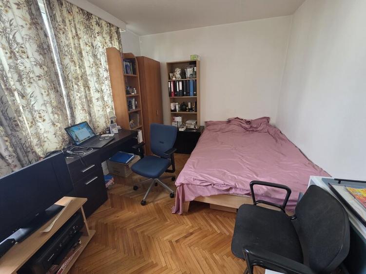 Dristor, 5 minute metrou, pe Complexului, 2 grupuri sanitare, farmacia Tei