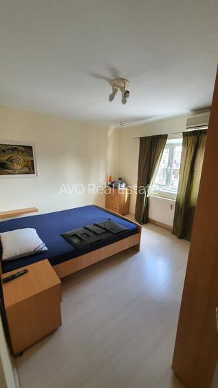 Apartament 3 camere de vânzare–complet mobilat, pe Str. Novaci/13 Sept - 8