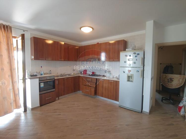 Casă / Vilă de lux cu 5 camere de vânzare în Vadu Moldovei, Suceava - 26