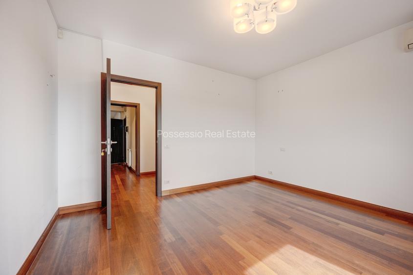 Soseaua Sisesti -  6 camere, 242 mp –2 parcari--Comision 0% - 4