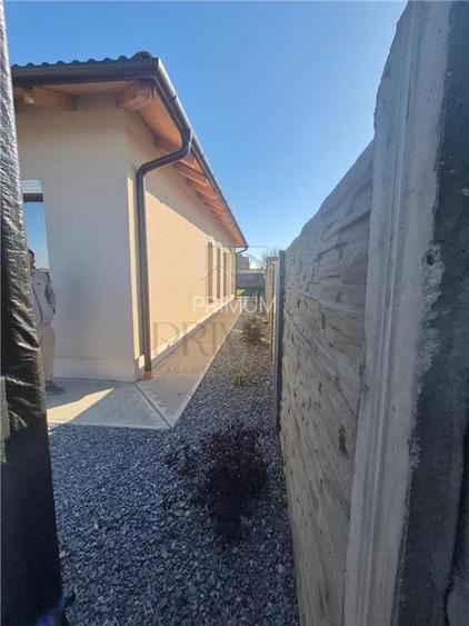 Duplex mobilat - utilat - pregatit de mutat - Albina - Mosnita Noua - despartit - 3