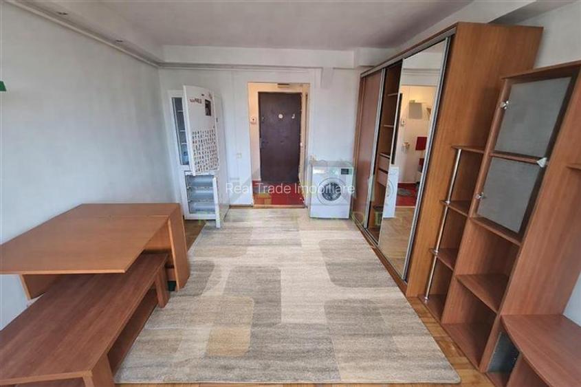 Garsoniera mobilata zona Uzina 2 - 2