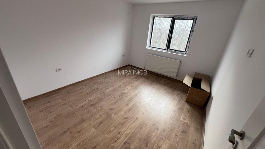 Casă tip Cvadriplex P+1+Pod | 2 Dormitoare | Curte Proprie | 85.000€ - 6