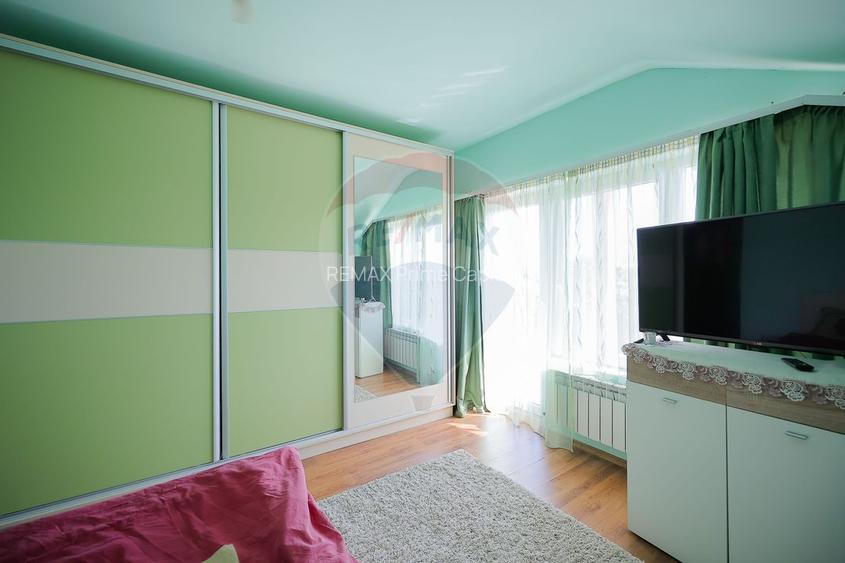 De vânzare casă cu 3 camere și teren 950 mp în Mihai Bravu - 17