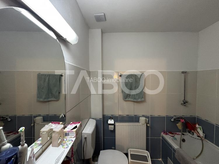 Casa tip insiruita de vanzare 100mpu 210mp teren   Sura Mica Sibiu - 11