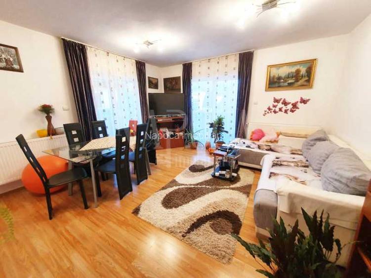 Apartament 3 camere de vanzare in Floresti - 2