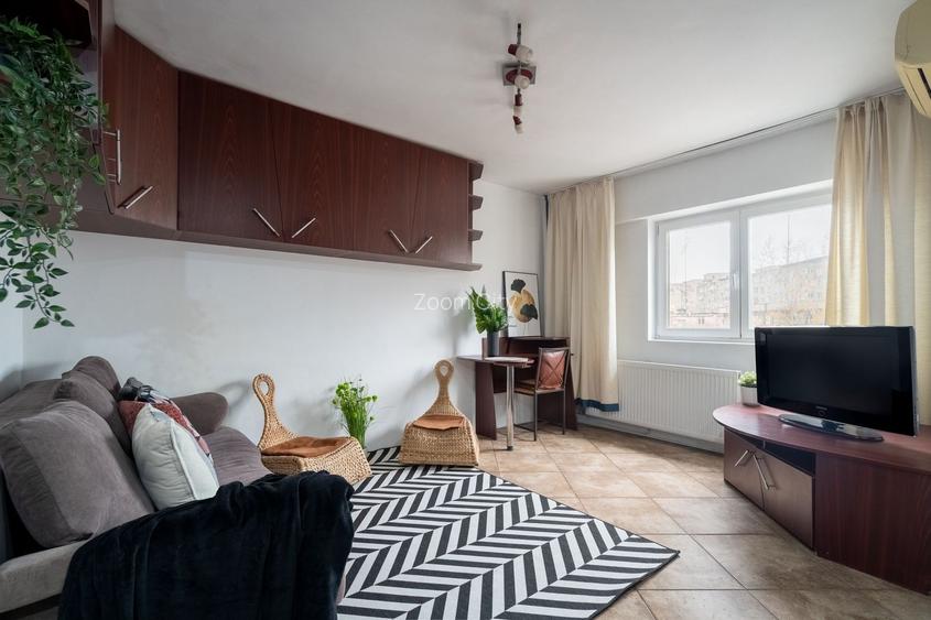 Garsoniera 27 mp – 3 min Metrou Crangasi – Bloc 1981 – Comision 0% - 5