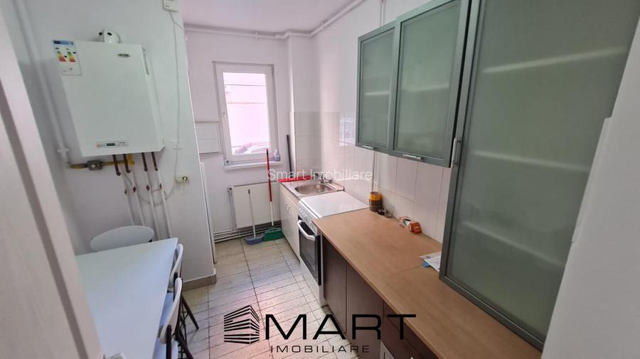 Apartament 3 camere zona Vasile Aaron  - 4