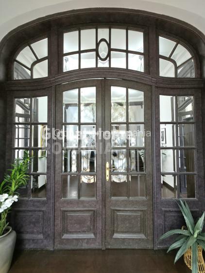 Cismigiu Garden | Office Interbelic Villa - 12 Rooms - 637 Land - 441Sqm Surface - 4