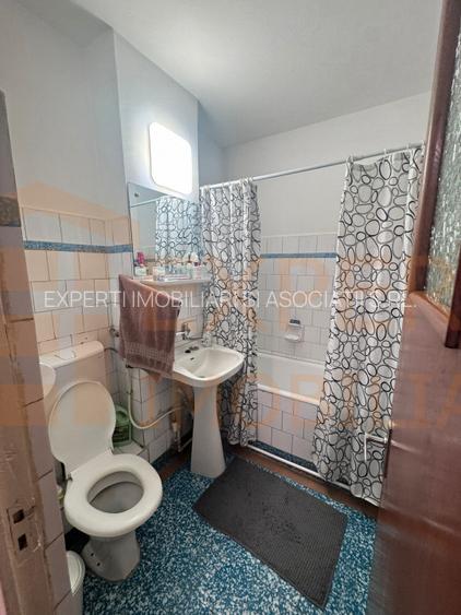 Oportunitate imobiliara! Apartament 2 camere, situat in zona Dacia - 12