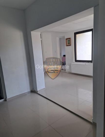 Casa 3 camere + curte, Trocadero, 90 mp, parcare centrala gaz, nemobilata, 2 bai - 5