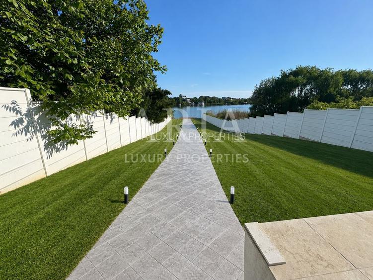 WATERFRONT VILLA 2024 POOL - 22