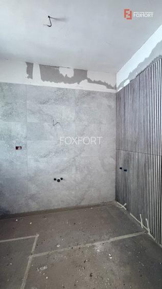 Duplex cu 4 camere de vanzare + 2 locuri de parcare in Sanandrei  - 13