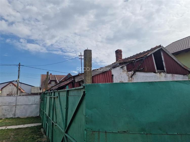 RECO Casa de demolat cu teren mare in Bors - 2