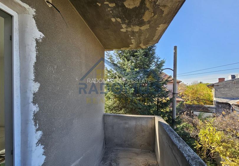 Apartament 4 Camere cu curte + boxă– Str. Diligenței Ploiești I 86 MP - 8