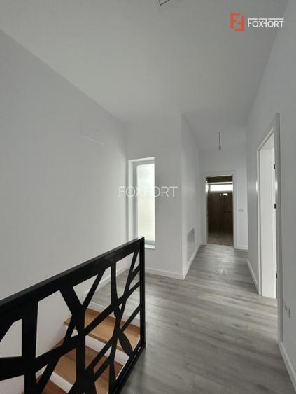 Duplex deosebit cu 5 camere in Ghiroda  - 15