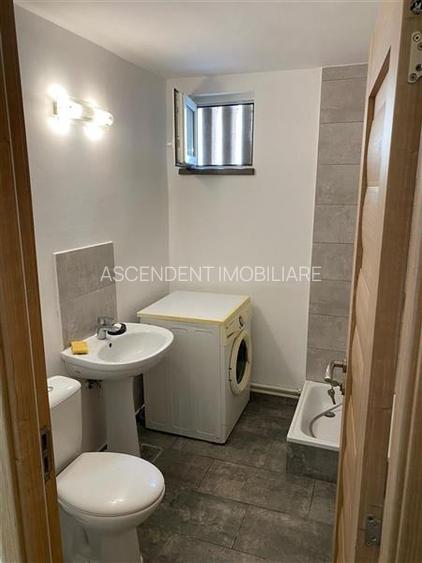 In centrul orasului, pretabil si pentru cabinet medical, salon, punct de lucru, - 9