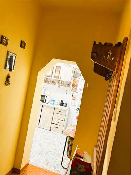 Garsoniera spatioasa de vanzare. Zona Coresi, Brasov - 6