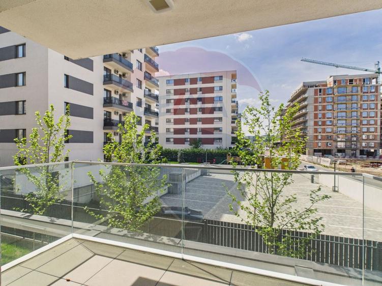 Apartament 3 camere view liber 94 MP utili