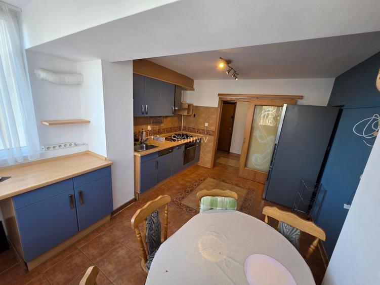 Apartament cu 5 camere de inchiriat in zona Panduri / Calea 13 Septembrie - 2