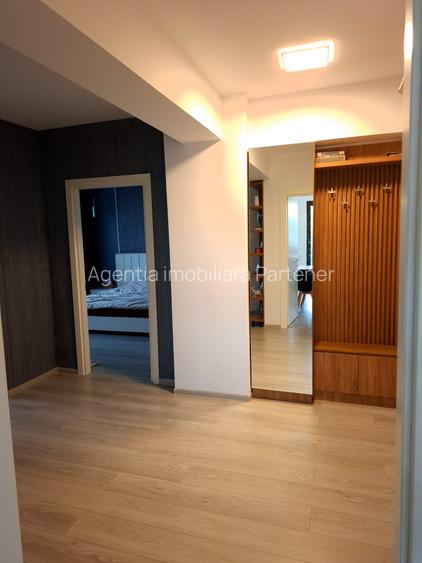 3 camere Pitești , mobilat / utilat / PARCARE , finisaje superioare ! - 13