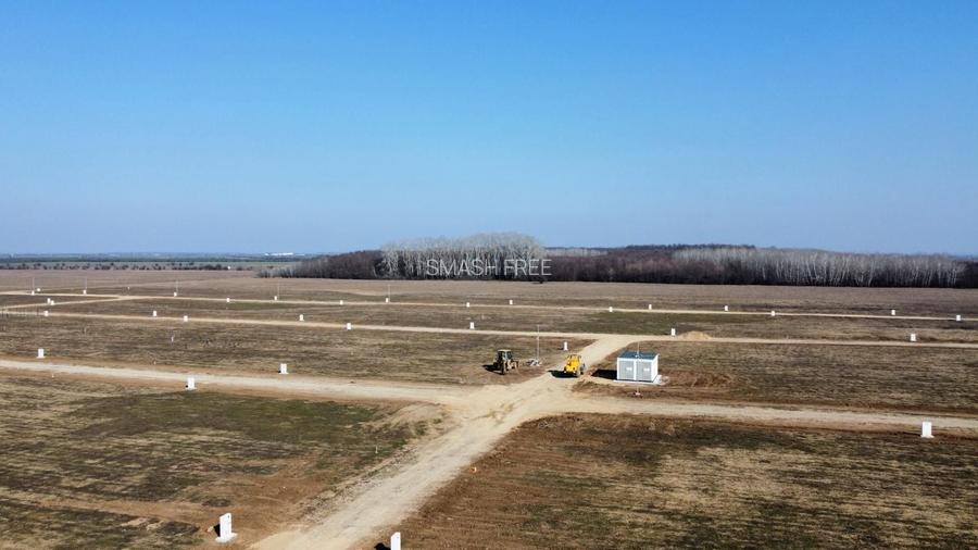 Loturi de teren 638 mp - curent tras la teren - Crevedia - 2