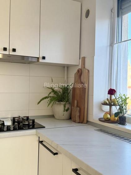 Apartament de 60 mp utili+2 balcoane, etaj 1,parcare,zona Kik - 15