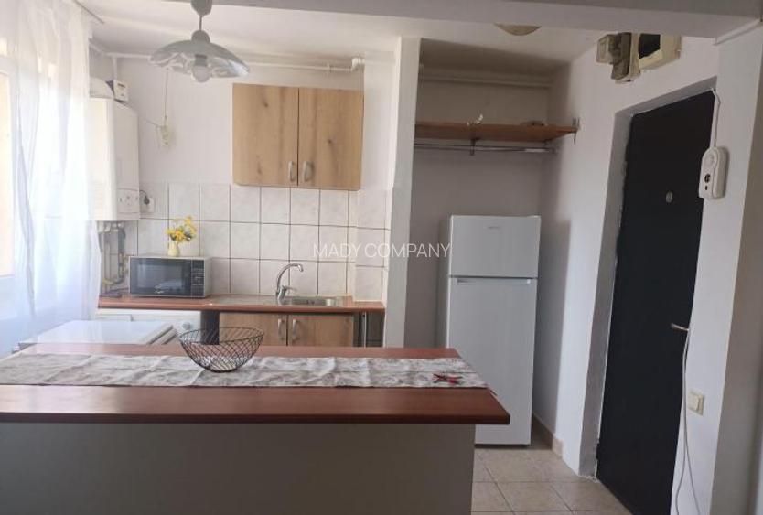 2 camere Semi, Brotacei , 30mp, recent renovat, centrala. et.3/4 - 6