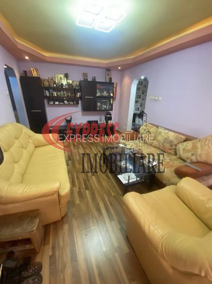 Titan, 1 Decembrie 1918, Penny, Sectia 13 - 3