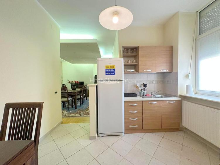 Adresă de prestigiu: 3 camere Piața Victoriei - 13