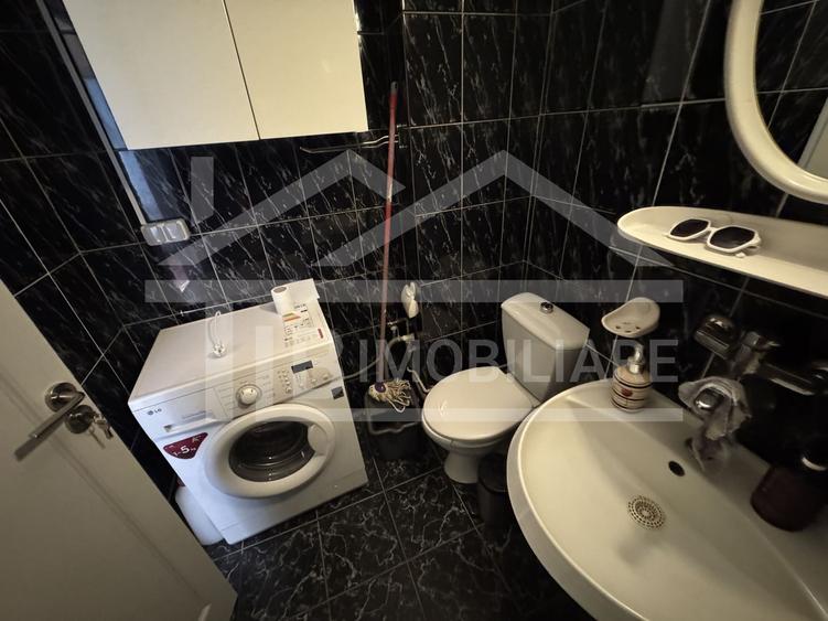 Apartament cu 3 camere, decomandat, 54 mp, zona E-ON