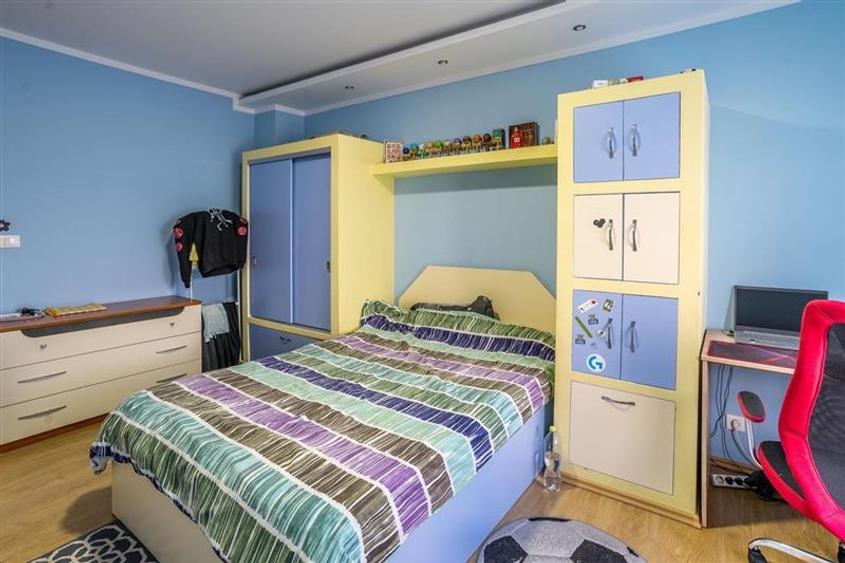 Casa individuala cu CF,170 mp utili,teren 1120 mp,Situata in Apahida!