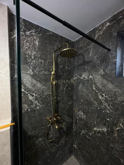 Apartament renovat cu 2 camere decomandate Jibou