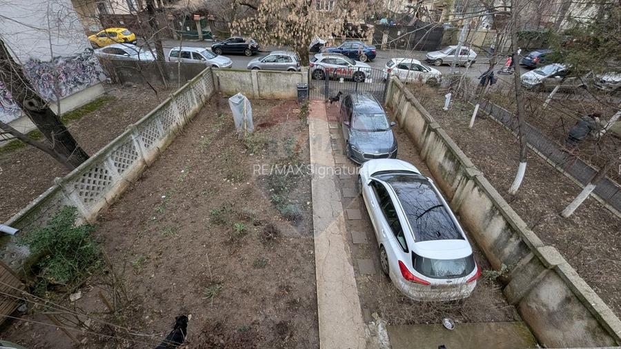 Vânzare Casă / Vilă cu 11 camere  în zona Iancului - 43