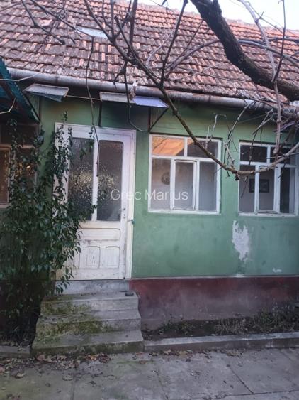 Casa de vanzare cu gradina mare  - 3