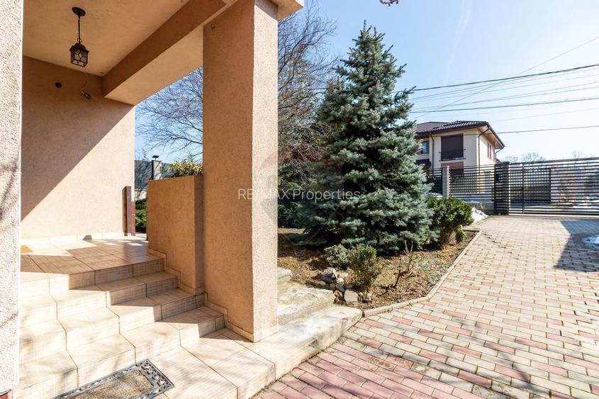Casă / Vilă de vanzare la intrare in Mogosoaia, padure, teren 1097mp - 3